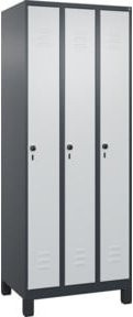 C+P Spind Classic PLUS Garderobenschrank mit 3 Abteilen, Füße, Sicherheits-Drehriegel und 3 Garderobenhaken, Farbe: Grau, H x B x T: 195 x 75 x 50 cm - Bild 1