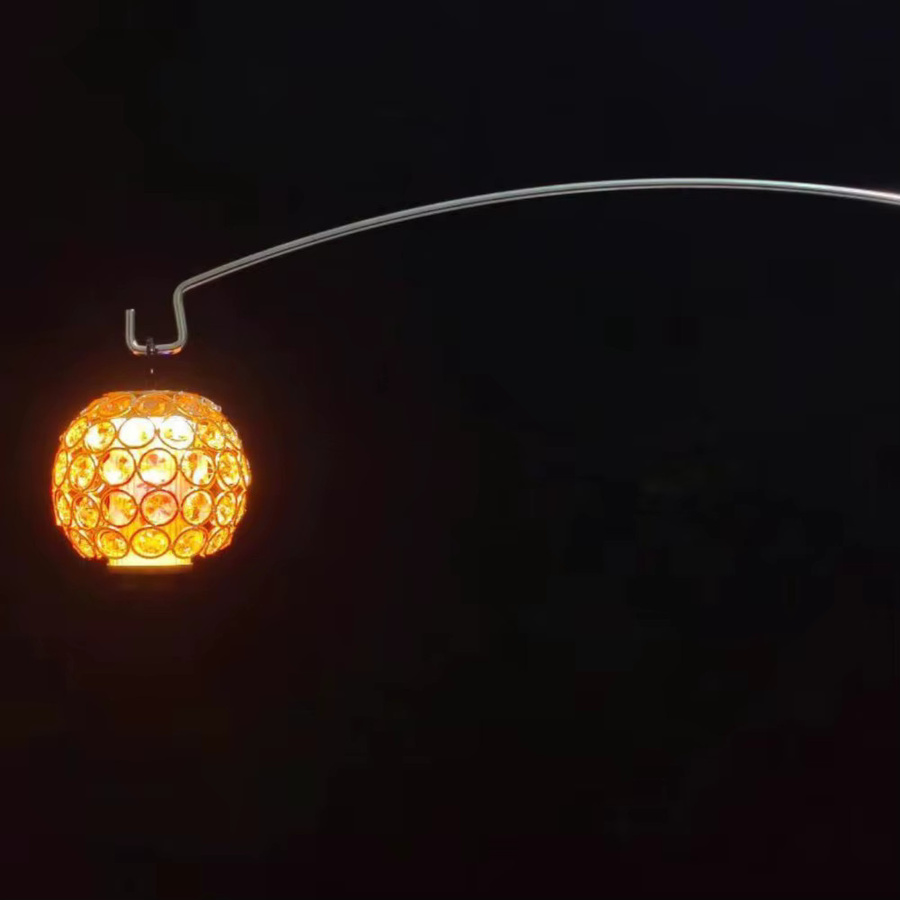 APWIKOGER Camping IGT Laternen-Hängeträger aus Aluminiumlegierung in Schwarz mit abnehmbarer Lampe und Aufhänger für Outdoor, Picknick und Wandern - Bild 3
