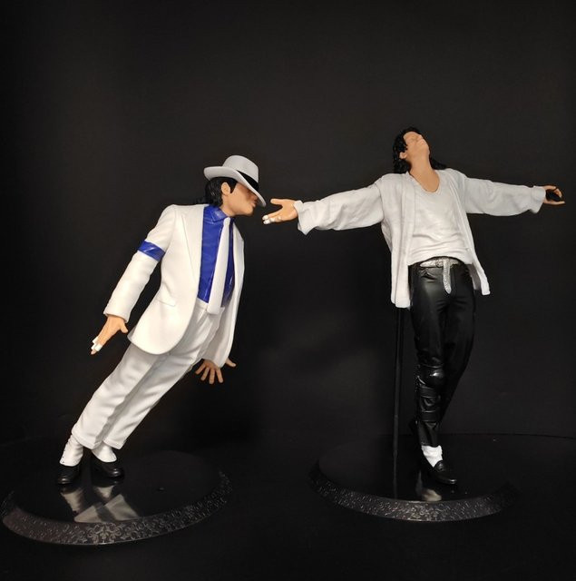 Bandai Michael Jackson Actionfigur, weißer Anzug, Einzelfigur - Bild 1