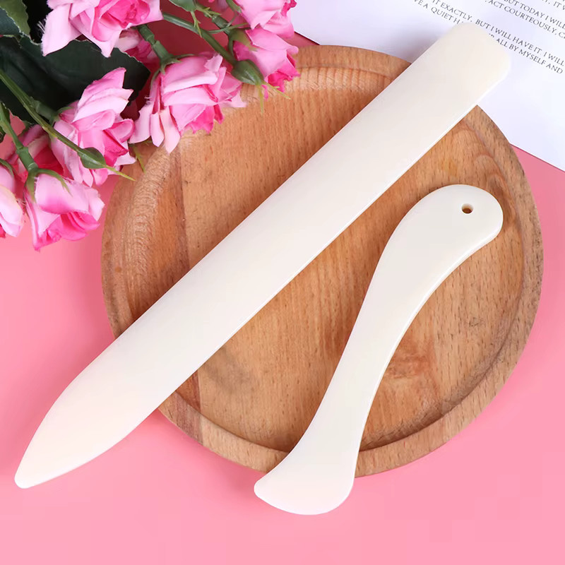 2er-Set Kunststoff Knochenfalzbein für Lederhandwerk und Papierarbeiten in Weiß - Bild 2