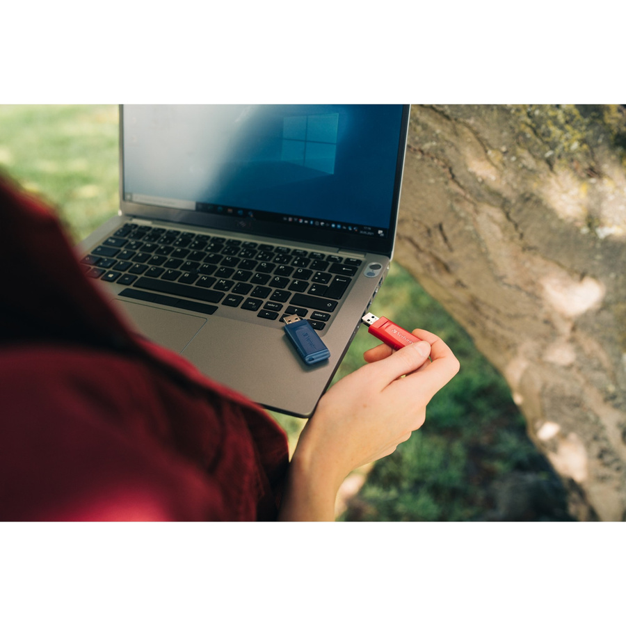 Verbatim Slider USB 2.0 Stick 32GB in Rot und Blau - Bild 2