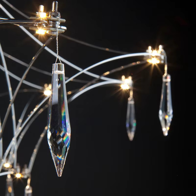 HomeLover Mira Quasar Kronleuchter aus Edelstahl und Kristall in Gold mit LED-Beleuchtung für Wohnzimmer, Schlafzimmer und Esszimmer - Bild 3