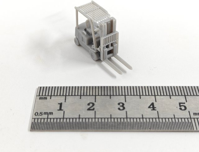 Tusk Model Modell-Kit für Gabelstapler und Hubwagen, Maßstab 1:144 - Bild 1