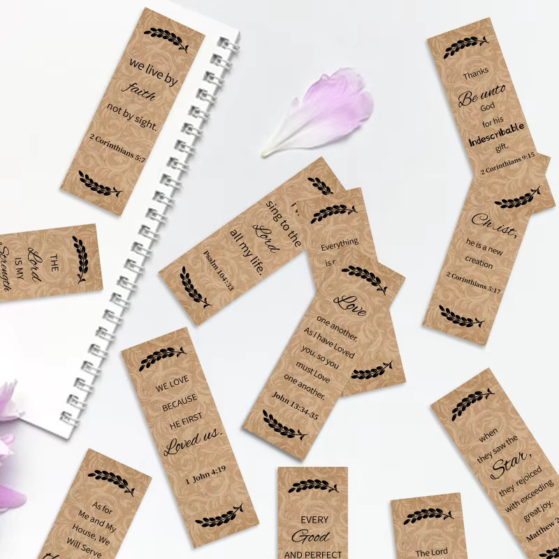 12-teiliges Lesezeichen-Set aus Papier in Braun mit Vintage-Schrift und inspirierenden Zitaten - Bild 3