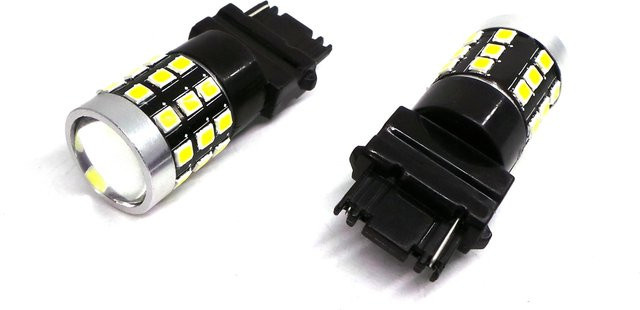 2 Stück motoLEDy LED Birnen 3156 P27W 12-24V CANBUS mit Off-Road Linse in Cool White, 1400lm - Bild 1