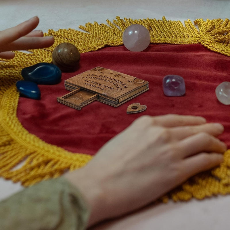 Handgefertigtes Mini-Ouija-Brett aus Holz mit Schublade im Vintage-Design von chenxiaogang - Bild 3