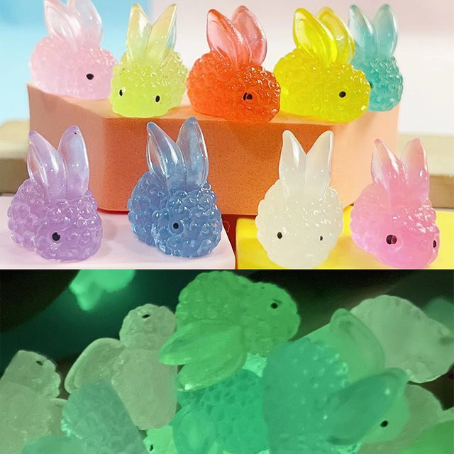 Nachtleuchtende Harz-Tierfiguren Hasen, 10-teiliges Set, Bunt / Mehrfarbig - Bild 1