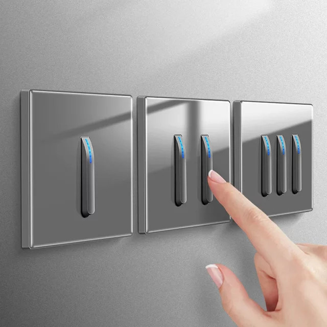 Depo Guye Wandlicht-Schalttafel aus gehärtetem Glas in Weiß mit LED-Anzeige und Klaviertasten-Schalter - Bild 1
