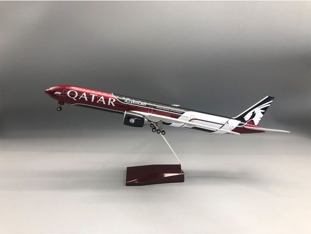 ZOCO B777-300 Airway Flugzeugmodell, 1/157 Maßstab, mit Beleuchtung & Rädern, aus Harz - Bild 1