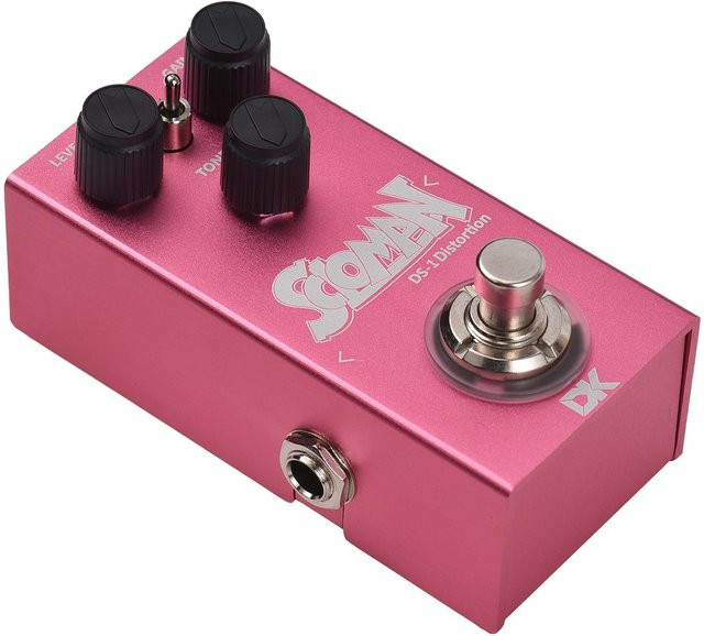 DK Soloman Distortion Pedal E-Gitarre Effektpedal mit True Bypass und Metallgehäuse in Rosa, B/T/H: 10 x 4,5 x 3,2 cm - Bild 1