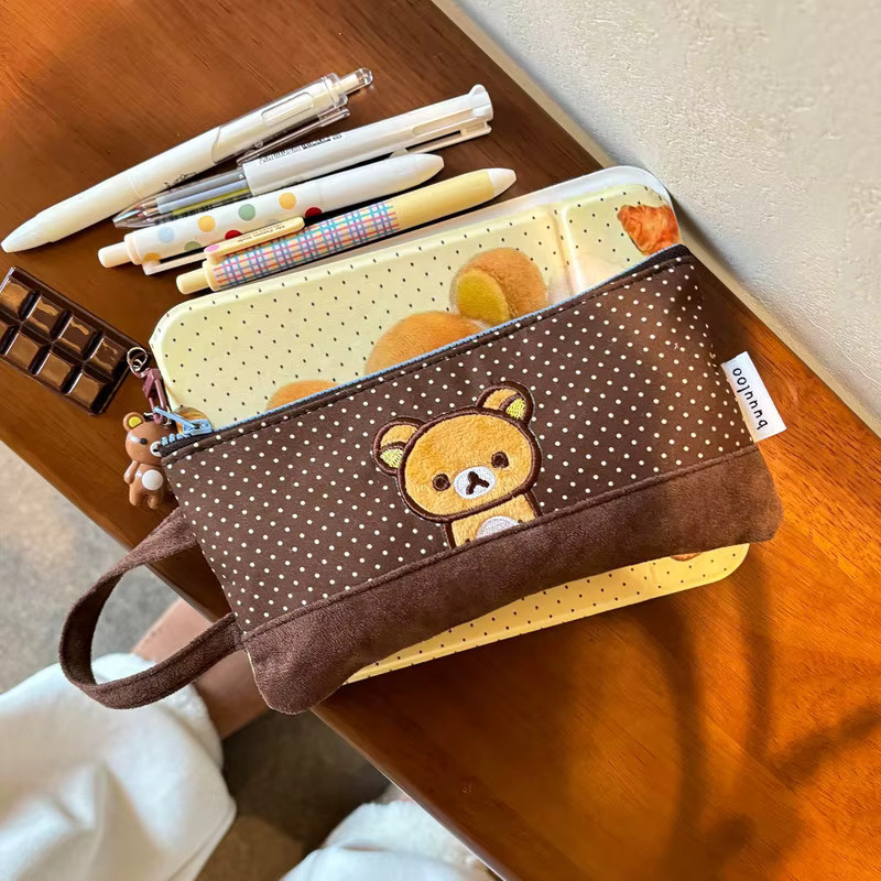Buuuloo Rilakkuma Federmäppchen mit Stickerei und großem Fassungsvermögen im Kawaii-Design für Teenager und Mädchen - Bild 2