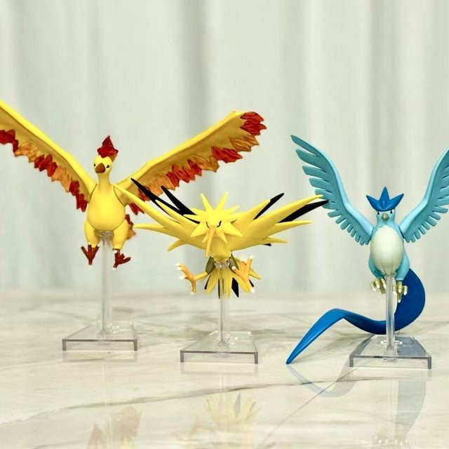Arktos Zapdos Actionfigur ab 14 Jahren - Bild 1