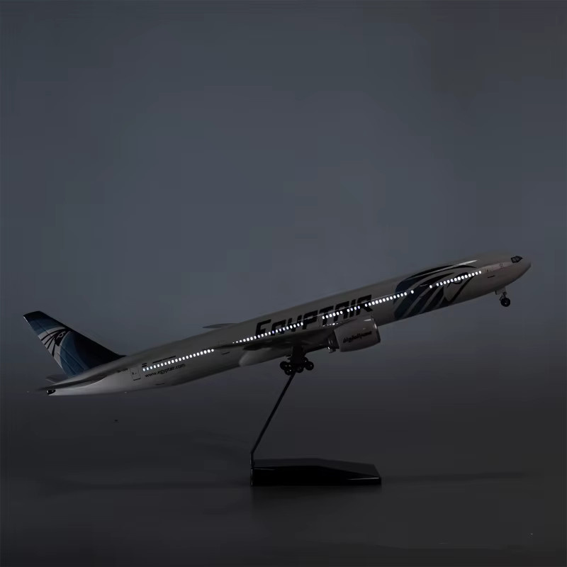 ZOCO Modellflugzeug B777 Egypt Air Airlines Bausatz aus Druckguss-Harz Maßstab 1:157, Länge: 47 cm - Bild 2