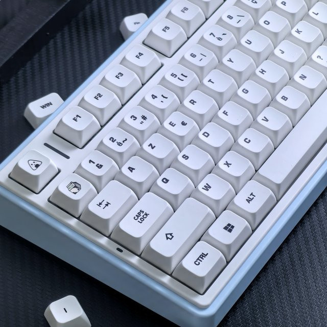 MAIMOOO AZERTY Tastenkappen im Kuhthema, Weiß, XDA PBT Thermosublimation für mechanische Tastaturen mit MX Switches - Bild 1