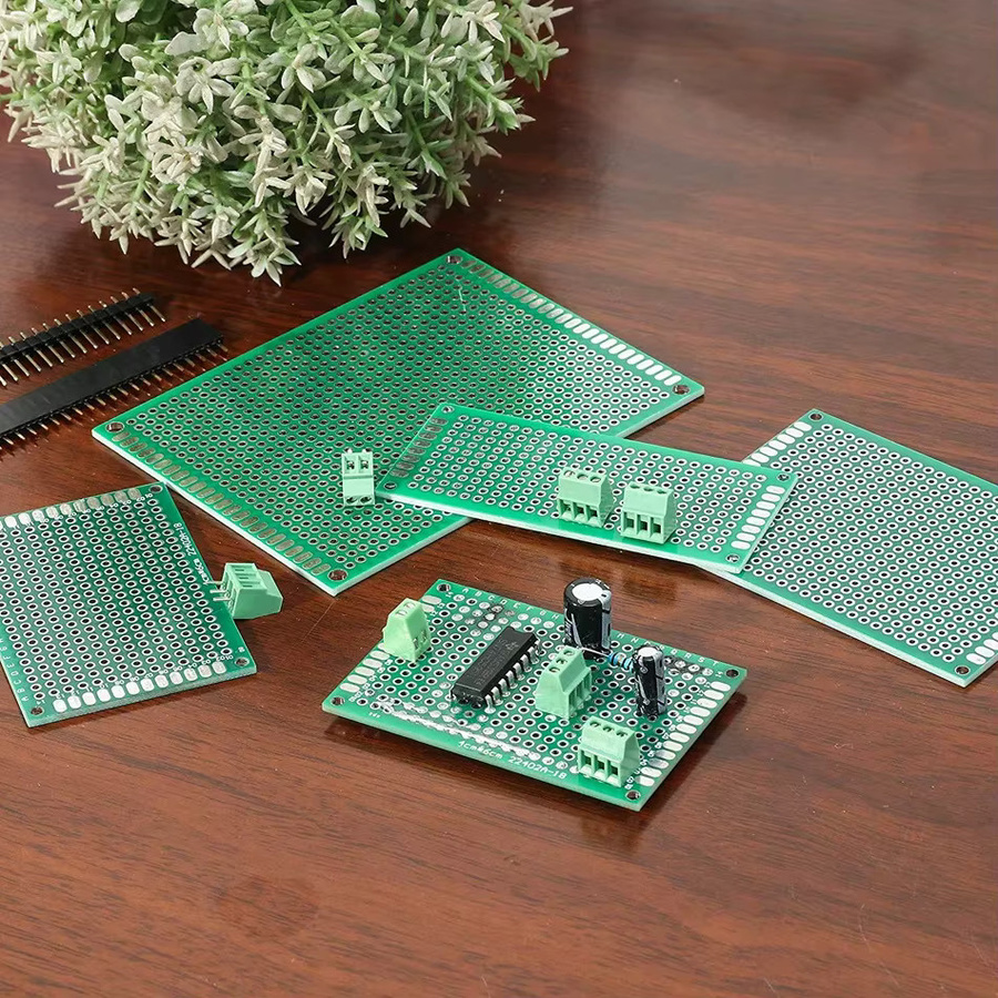 AOKIN 40 Stück PCB Prototyping-Leiterplatten-Kit, doppelseitige perforierte Universal-Leiterplatten, grün - Bild 2