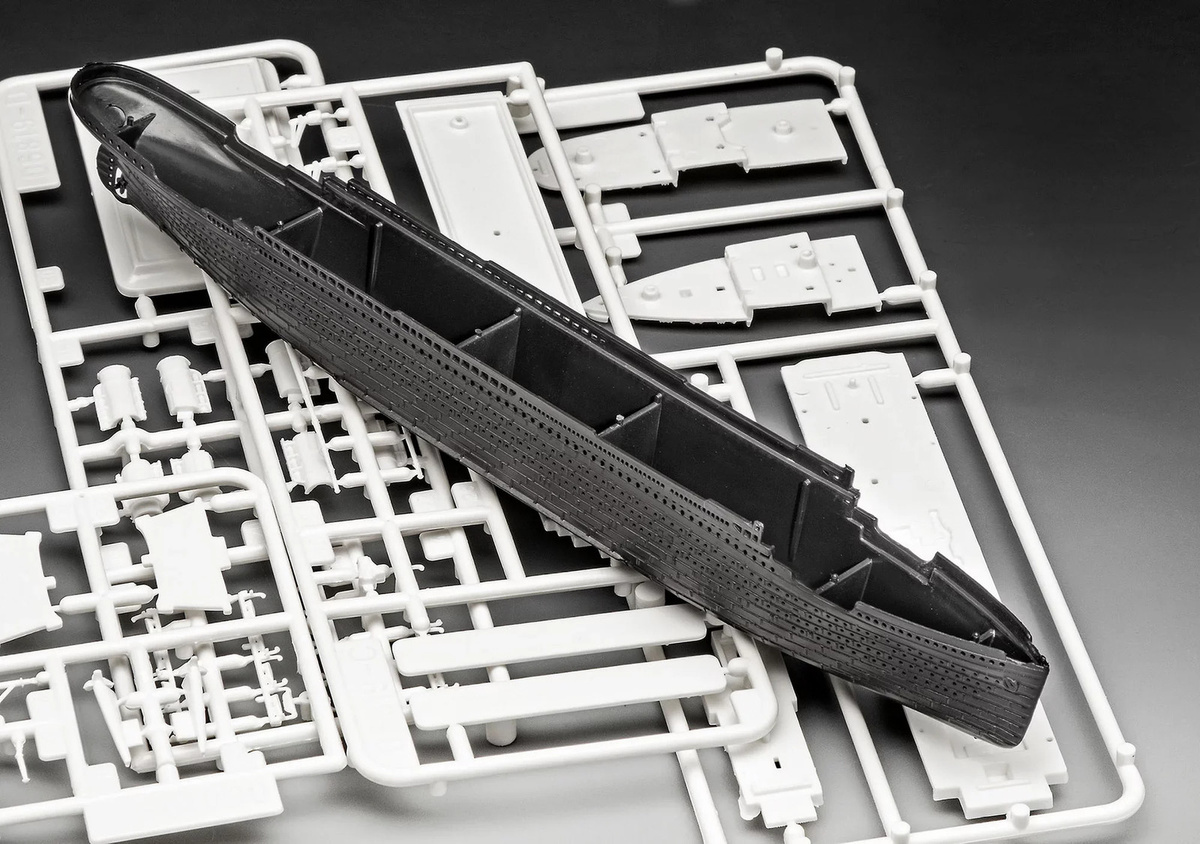 Revell Titanic Schiffsmodell Bausatz 1:1200 - Bild 2