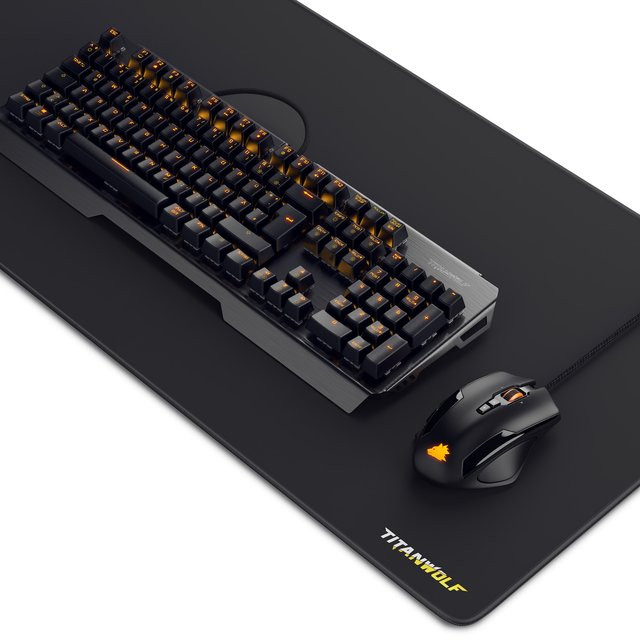 Titanwolf Gaming Set mit mechanischer Tastatur, Maus und XXL Mousepad in Schwarz - Bild 1