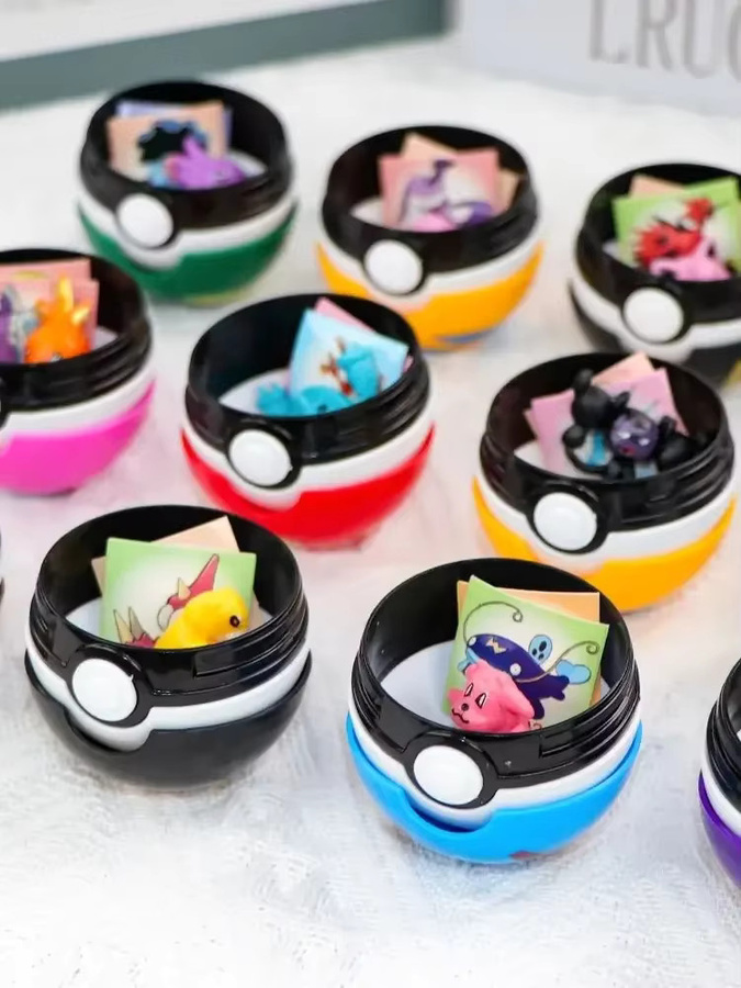 TAKARA TOMY Pokémon Pokeball Pikachu Actionfigur, 12-teiliges Set - Bild 2