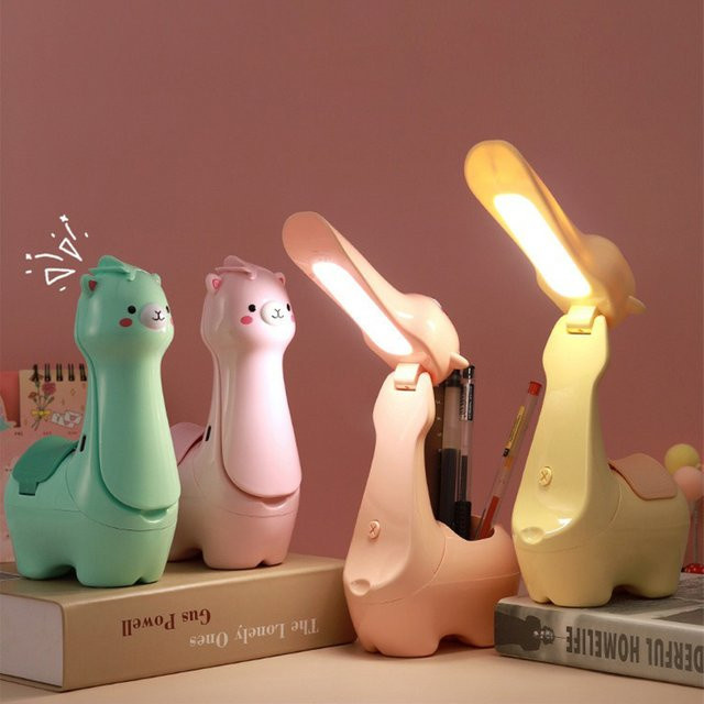 Lyfs Alpaka LED-Schreibtischlampe mit Stifthalter und RGB-Farbanpassung, flexible Nachttischlampe in Weiß für Kinderzimmer und Schlafzimmer - Bild 1