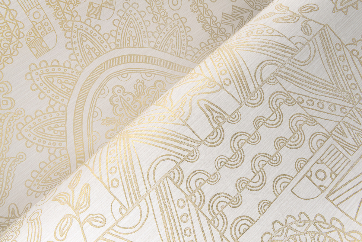 Arte Wallpaper Joie Non-Woven Tapete in White Gold mit Paisley- und Botanik-Motiven im Boho-Stil - Bild 1
