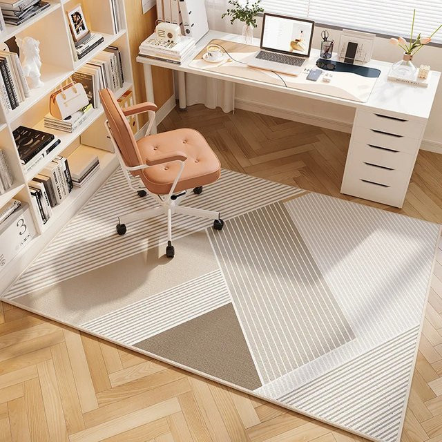 VIKAMA Stuhl-Bodenmatte, langlebiger und rutschfester Teppich für Gaming- und Schreibtische sowie Drehstühle im Home-Office - Bild 1
