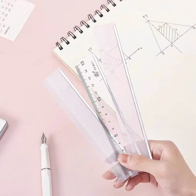 Transparentes Kunststofflineal 15 cm für Schule und Büro - Bild 1