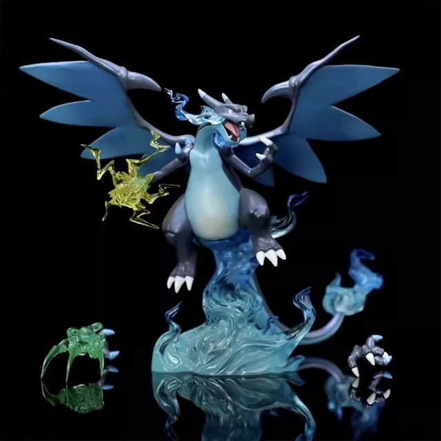 Bandai Pokémon Charizard X Anime-Figur, mit wechselbarer Handhaltung - Bild 1