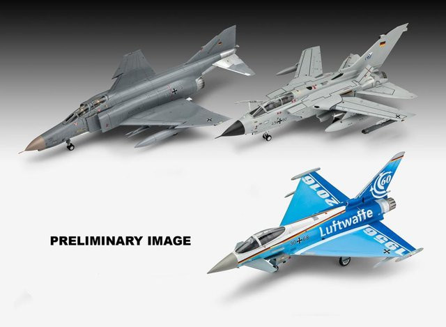 Revell 70 Jahre Bundeswehr Aircraft, Fahrzeuge, 1:72, Set / Bundle - Bild 1