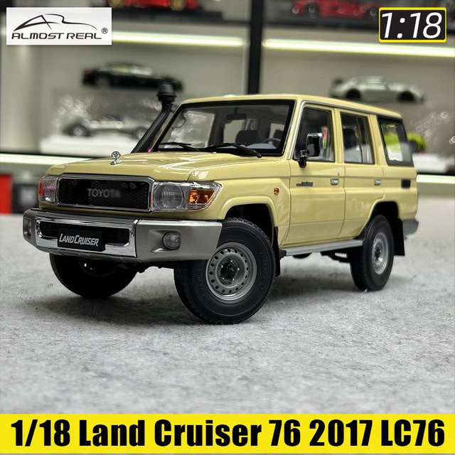 Almost Real Land Cruiser 76 SUV-Automodellkollektion Druckguss 1/18 White - Bild 1