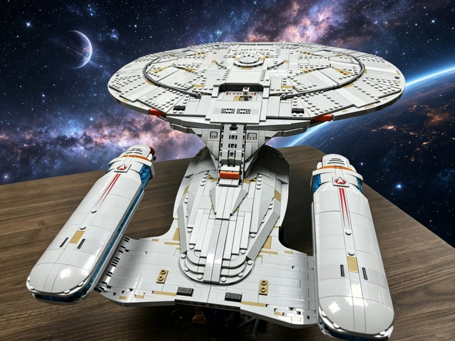 Potdemiel Raumschiff-Modell in Grau als modernes Desktop-Ornament aus Kunststoff - Bild 1