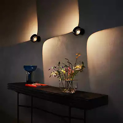 Occhio Sento Led Verticale Up Wandleuchte LED in Weiß Matt mit warmweißem Licht (2.700 K) und verstellbarem Kopf - Bild 2
