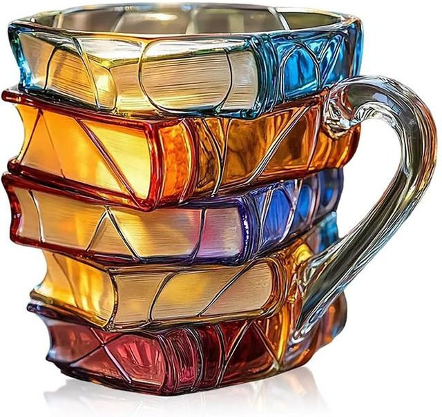 Bunte Kaffeetasse Ringing Plains im 3D-Bücherstapel-Design aus Harz, 11oz - Bild 1