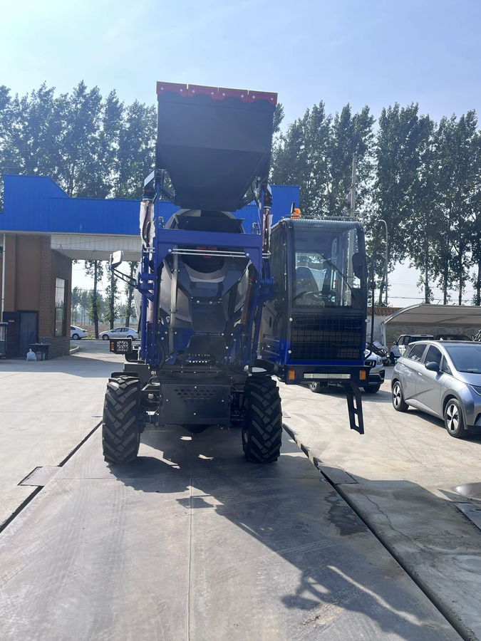 Mini Betonmischer-LKW mit 4 Kubikmeter Fassungsvermögen von nicosail - Bild 4
