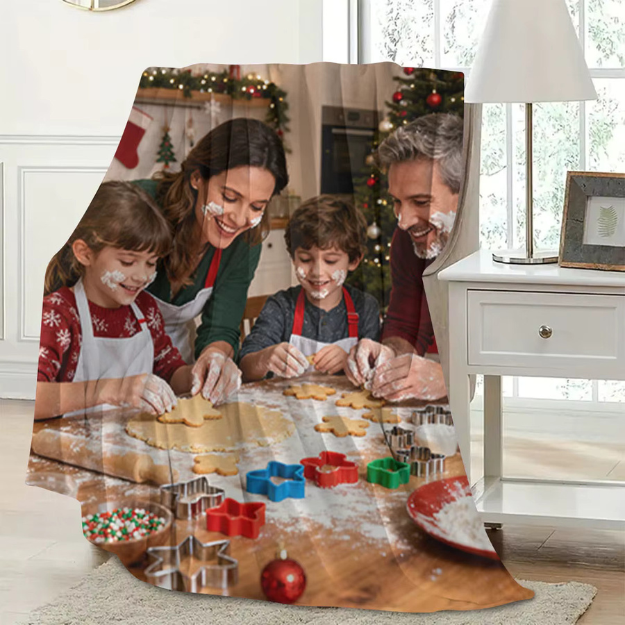 Personalisierte Weihnachtsdecke To Witness Love and Give to Your Loved One von SRH, Flanell, Mehrfarbig - Bild 4