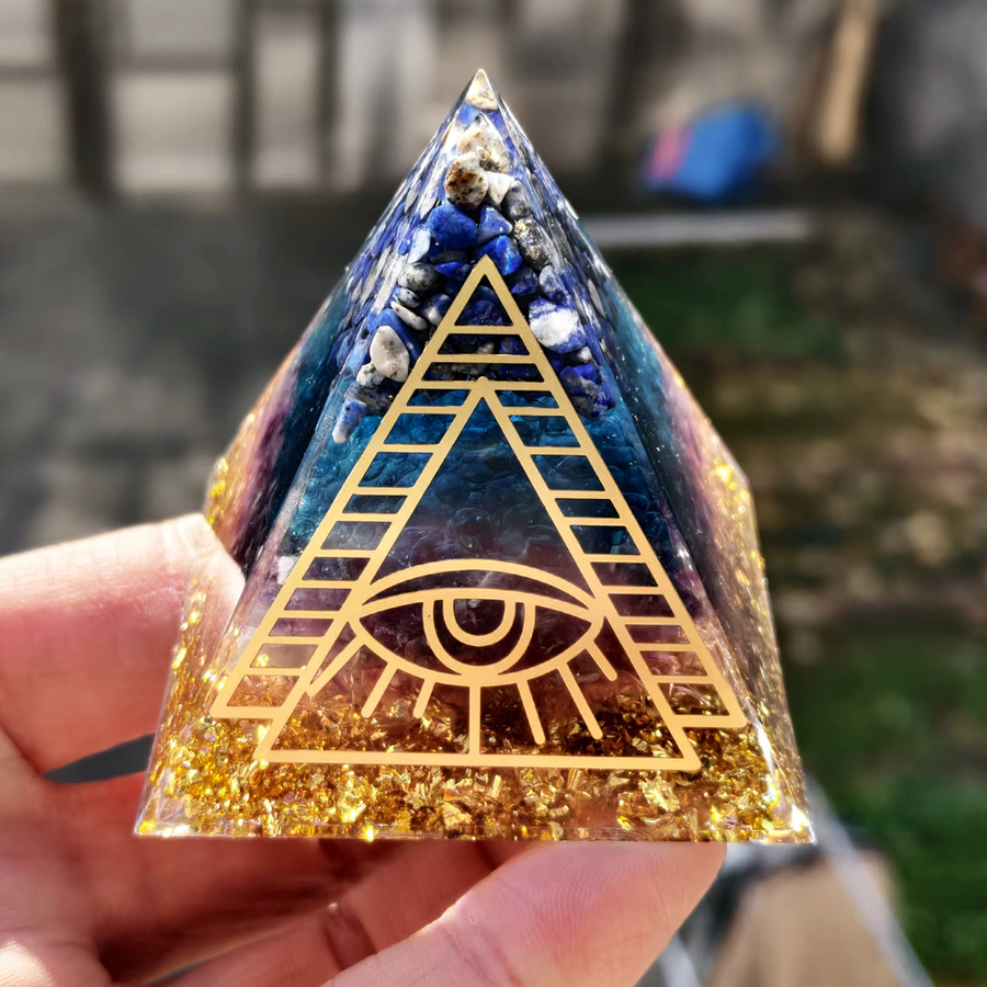 Orgon Pyramide aus natürlichem Lapislazuli, Amethyst und blauem Glas als Kristall Heilung Dekoration - Bild 5