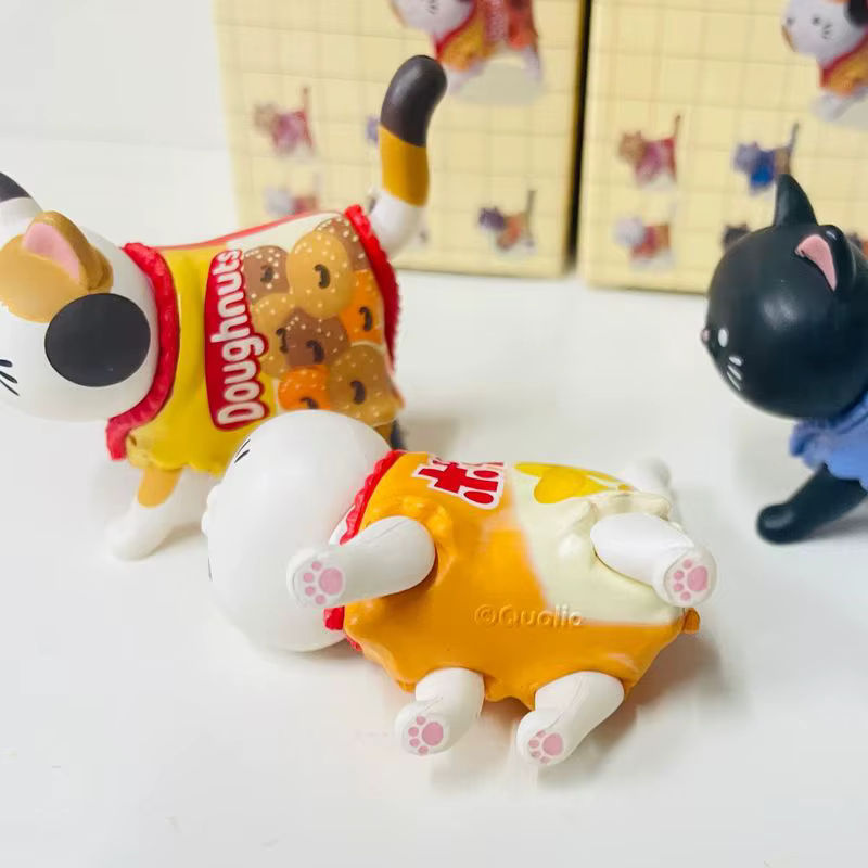 Bandai Katze Blind Box Figur aus Kunststoff in Mehrfarbig als süßes Spielzeug und Dekoration für Kinder - Bild 4