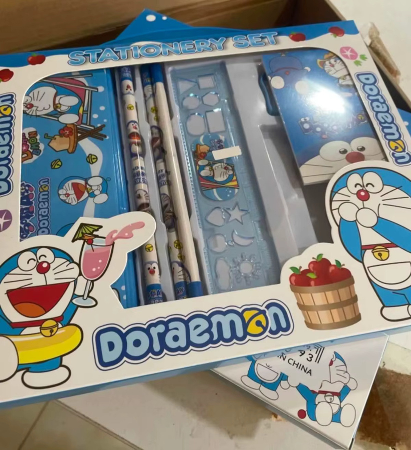 Bandai Cartoon Schreibwaren-Set aus Kunststoff als Geschenkbox für Schulbedarf - Bild 4