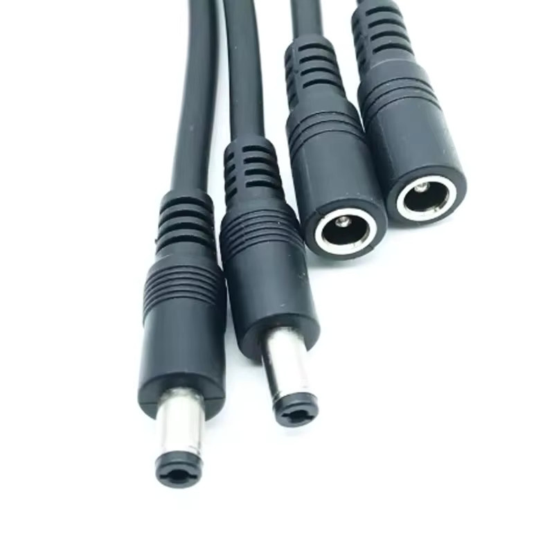 JCD DC 1-zu-2-Stromverteilerkabel Adapter, Stecker auf Buchse, Schwarz, 5,5mm x 2,1mm - Bild 2