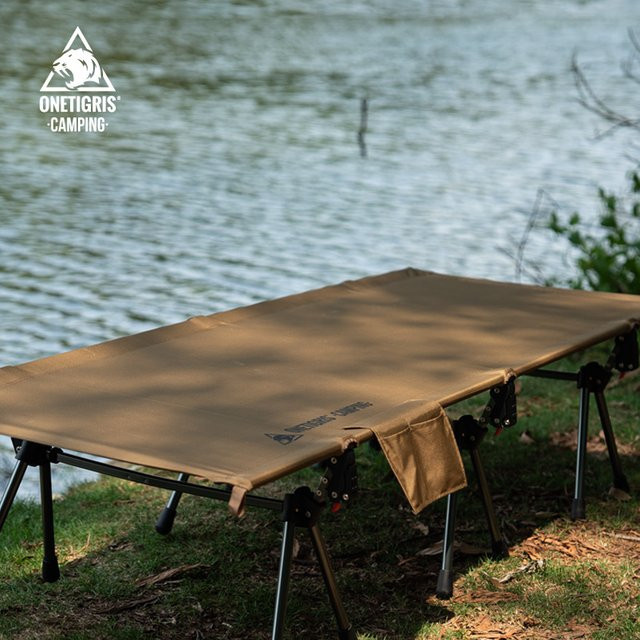 OneTigris Supranubis Campingbett für Erwachsene, zusammenklappbares Feldbett aus Metall, Coyote Brown und Sand - Bild 1