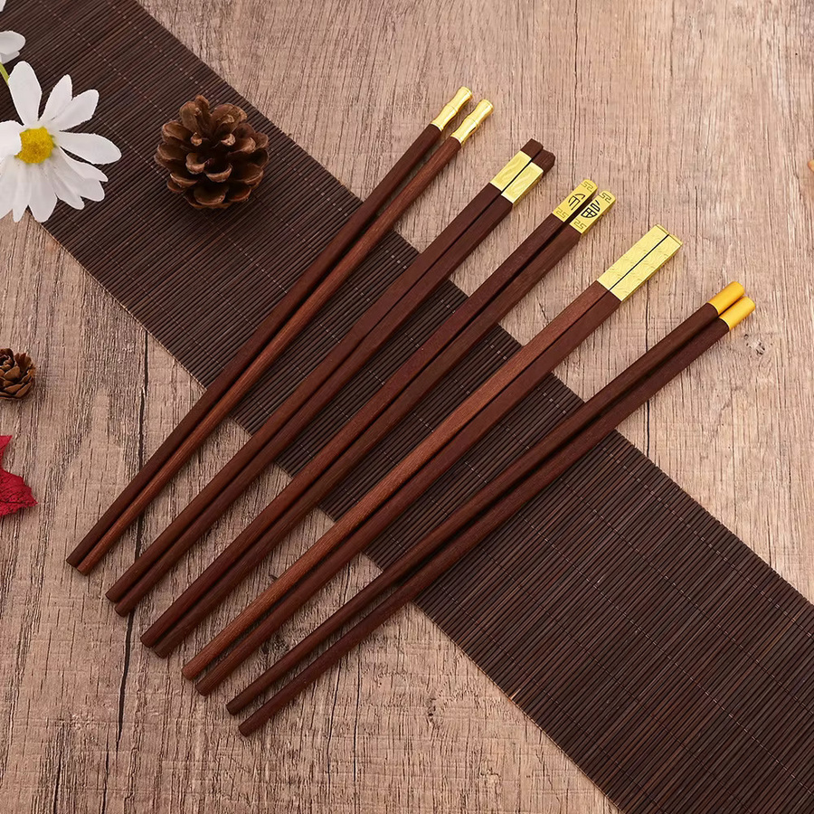 5 Paar Uniturcky Essstäbchen aus Holz in Rot und Braun, wiederverwendbare Sushi-Stäbchen im Set - Bild 2