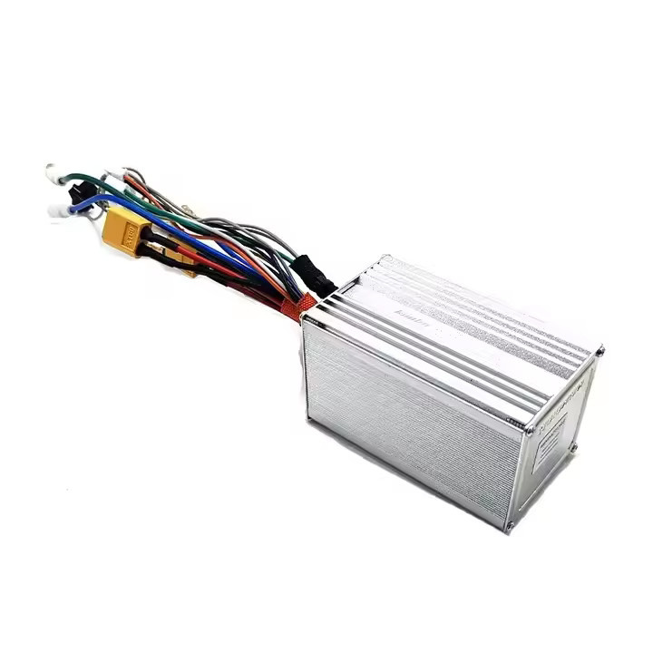 Kaabo Mantis 10 Wolf X Elektroroller Zubehör 60 V 27A Controller mit Scheinwerferversion in Silber - Bild 2