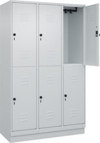 C+P Doppelstock-Spind Classic PLUS mit Sockel, 3 Abteile, Stahl, Lichtgrau, H: 195 cm, B: 120 cm, T: 50 cm - Bild 1