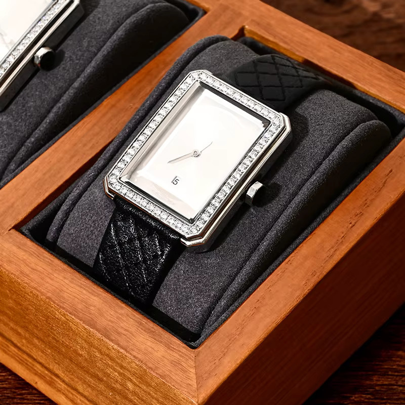 Oirlv Uhrenständer aus Massivholz als geometrische Aufbewahrungsbox und Display-Halter für Armbanduhren - Bild 2