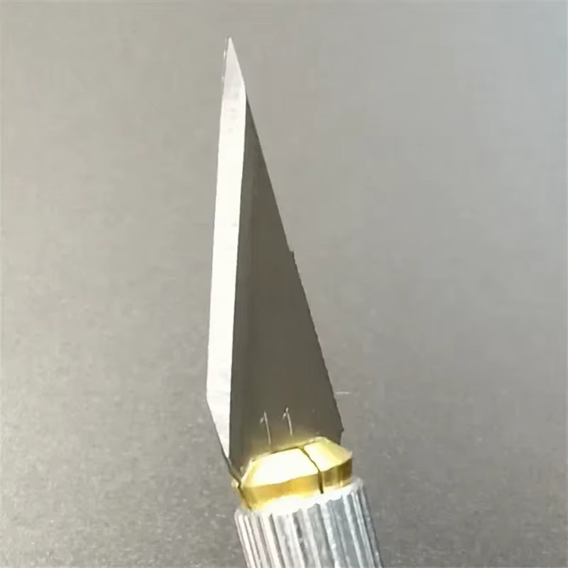 Skalpell Klingen Typ #10 aus Edelstahl in Silber für Holz Schnitzwerkzeuge und DIY Skulpturen 50 Stück - Bild 2