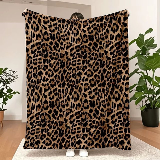 Weiche Flanelldecke mit Leopardenmuster in Braun aus Polyester - Bild 1