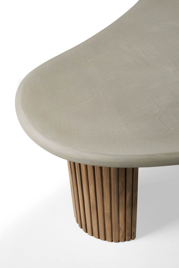 Ethnicraft Boomerang Outdoor Coffee Table aus Teakholz und Beton in Multicolour - Bild 3