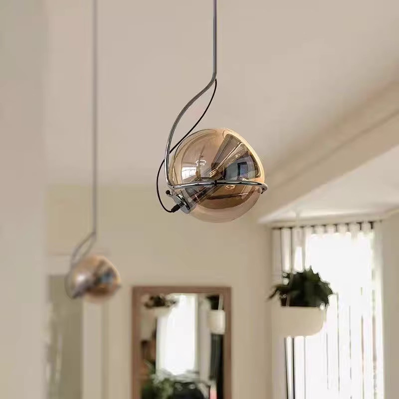 JIANKEXING Bauhaus Pendelleuchte aus Glas und Metall mit transparenter Kugelschale und verstellbarer LED-Beleuchtung im Vintage-Stil - Bild 2