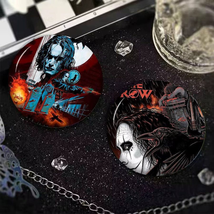 The C-Crow Horror Button Pin, Unisex - Bild 5