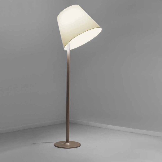 Artemide Melampo Mega Terra Stehleuchte in Bronze-metallic mit Ecru Schirm - Bild 1