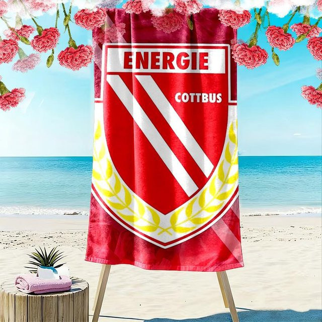 Strandtuch Energie Cottbus Print von wanghengyao, rot, B/B: 70 x 140 cm - Bild 1